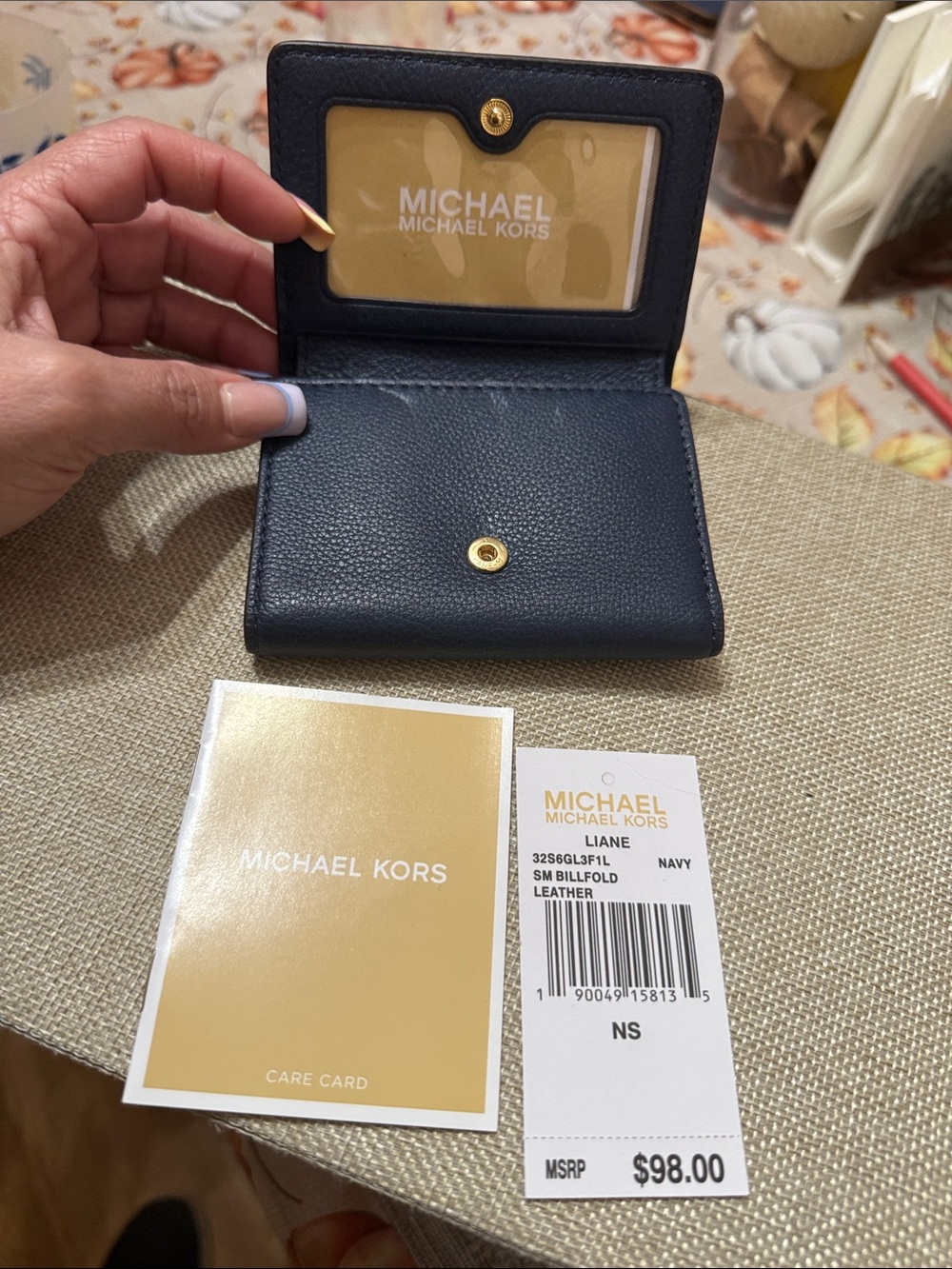 Michael Kors Navy Leather Trifold Card & Key Holder - Picture 3 of 4